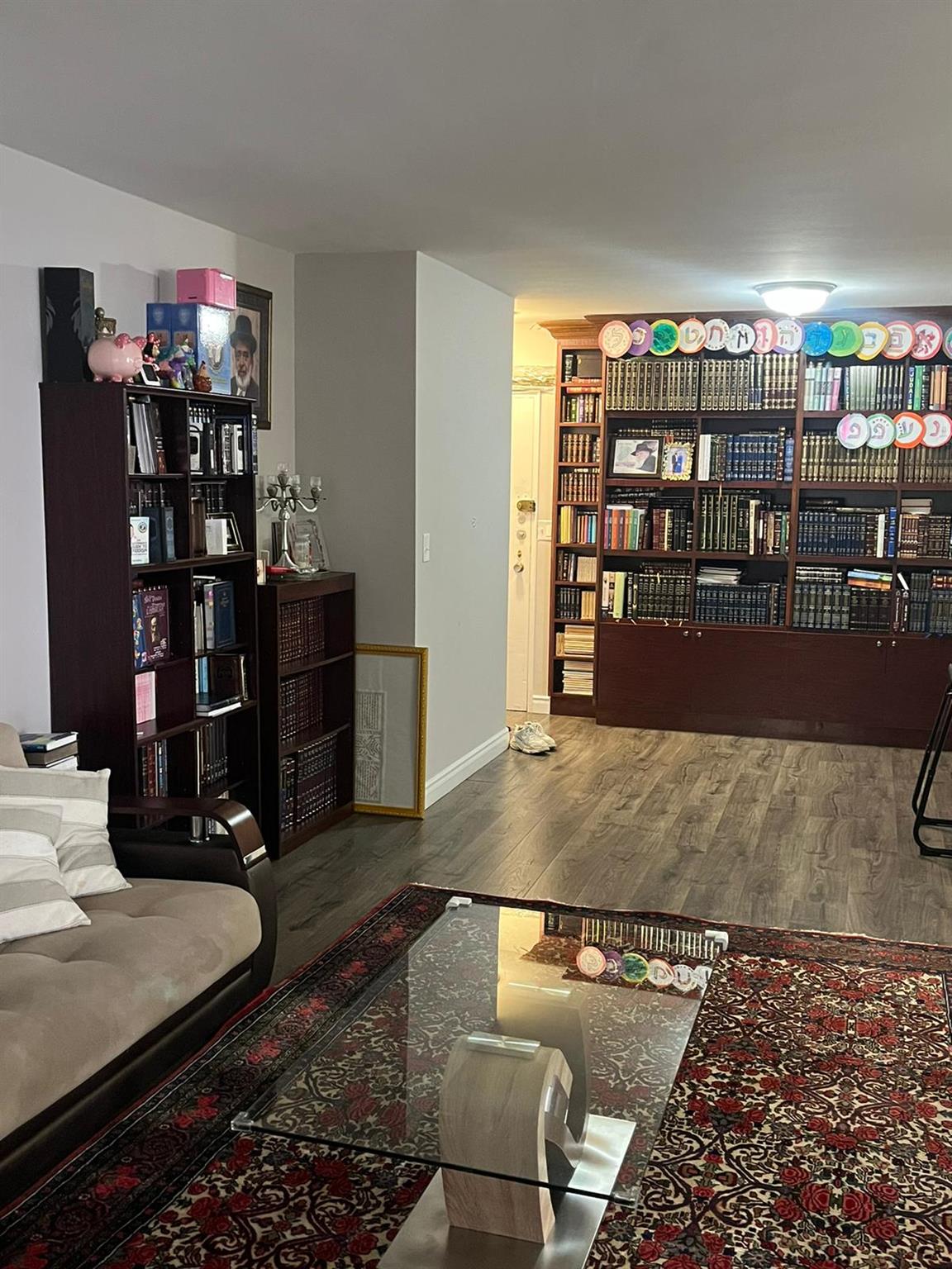 61-55 98 Street 1d Property Photo 4