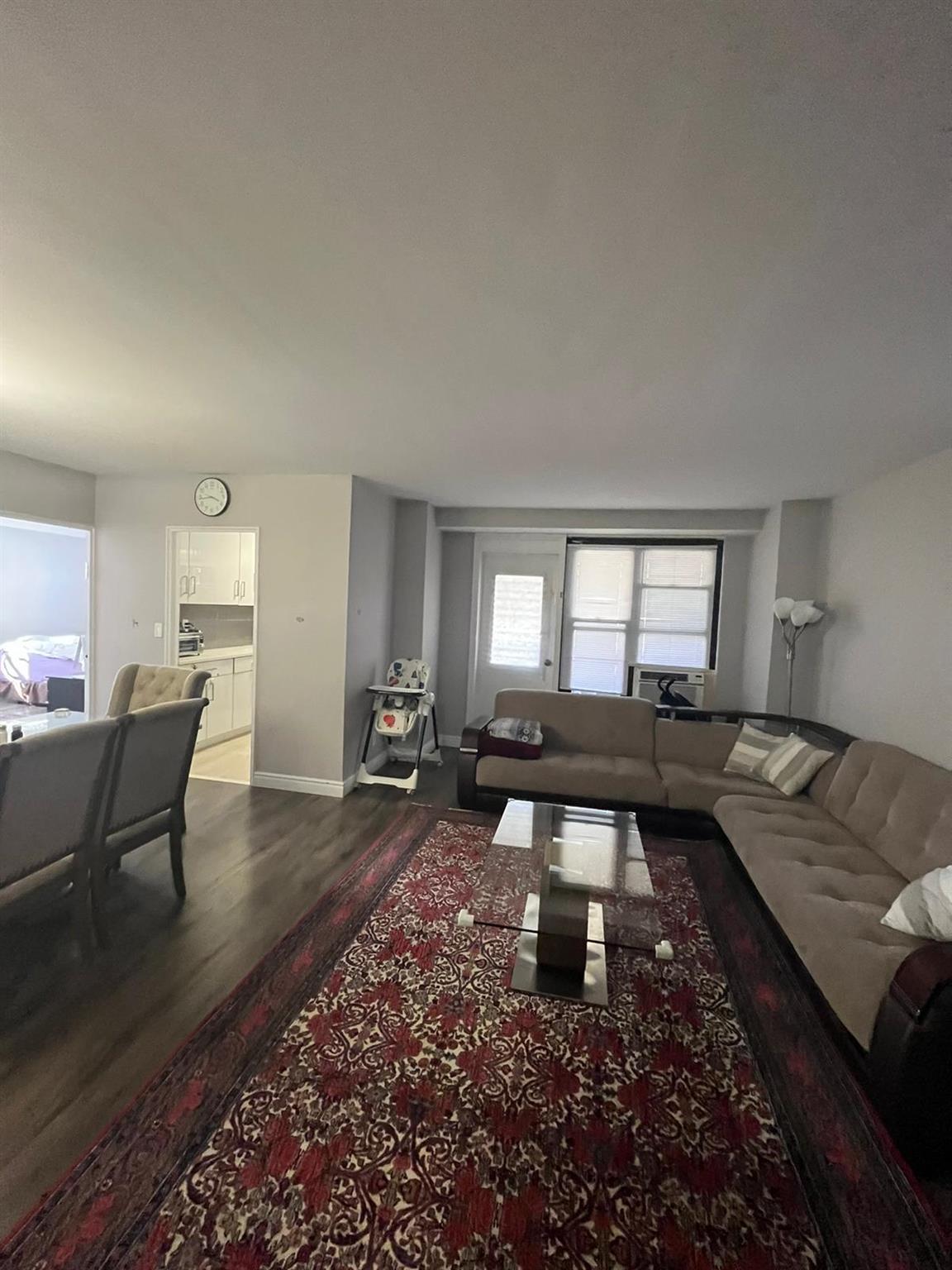61-55 98 Street 1d Property Photo 5