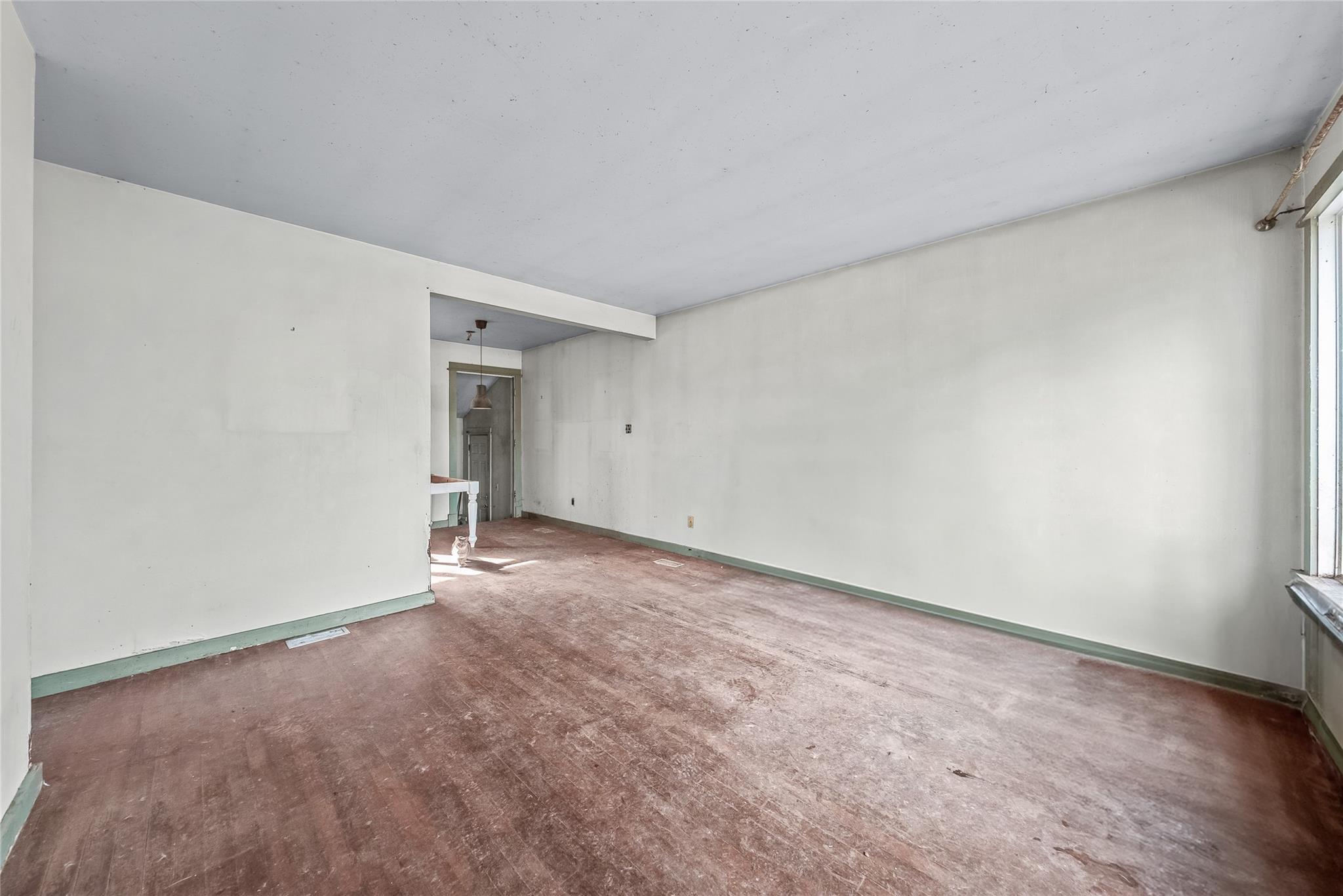 36 Pace Avenue Property Photo 3