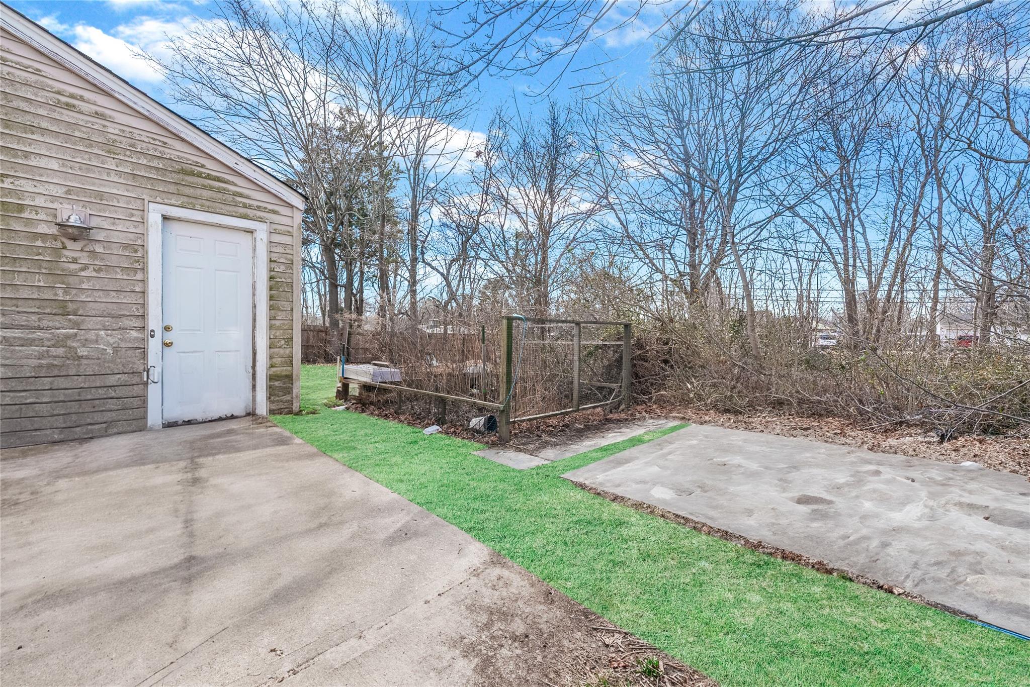 36 Pace Avenue Property Photo 9
