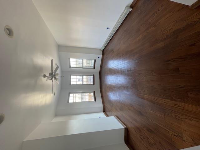 1237 Saint Lawrence Avenue Property Photo 3
