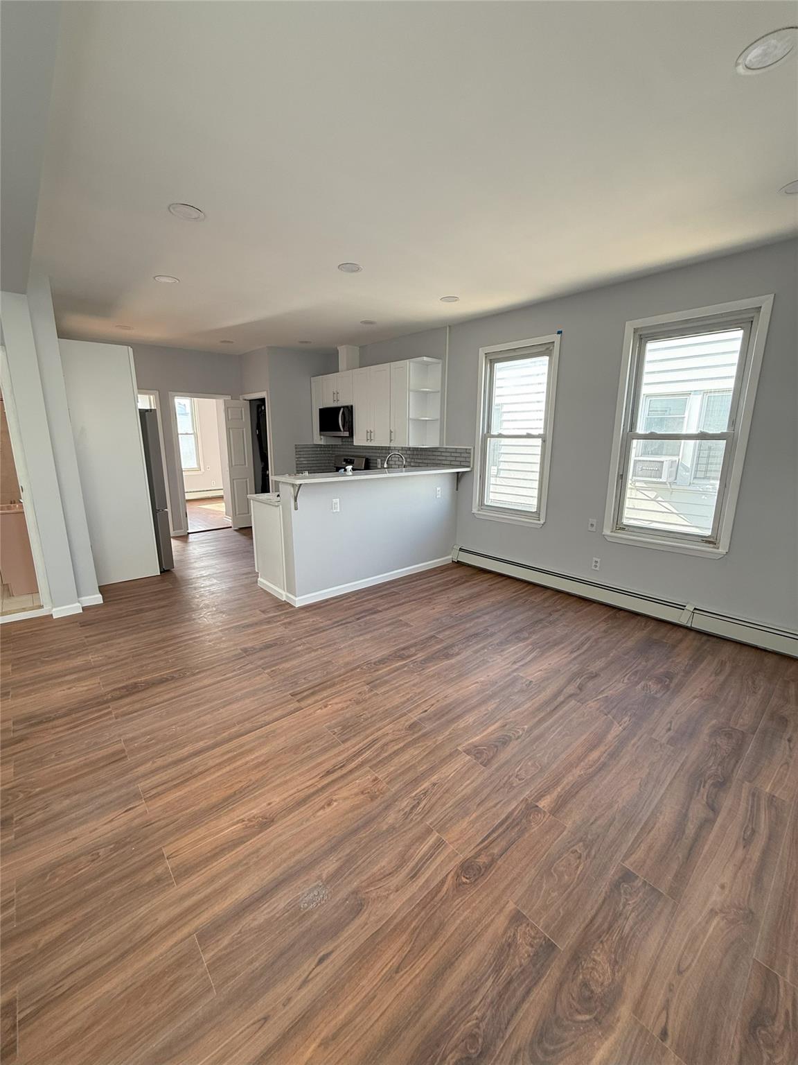 6618 75th Street Property Photo 2