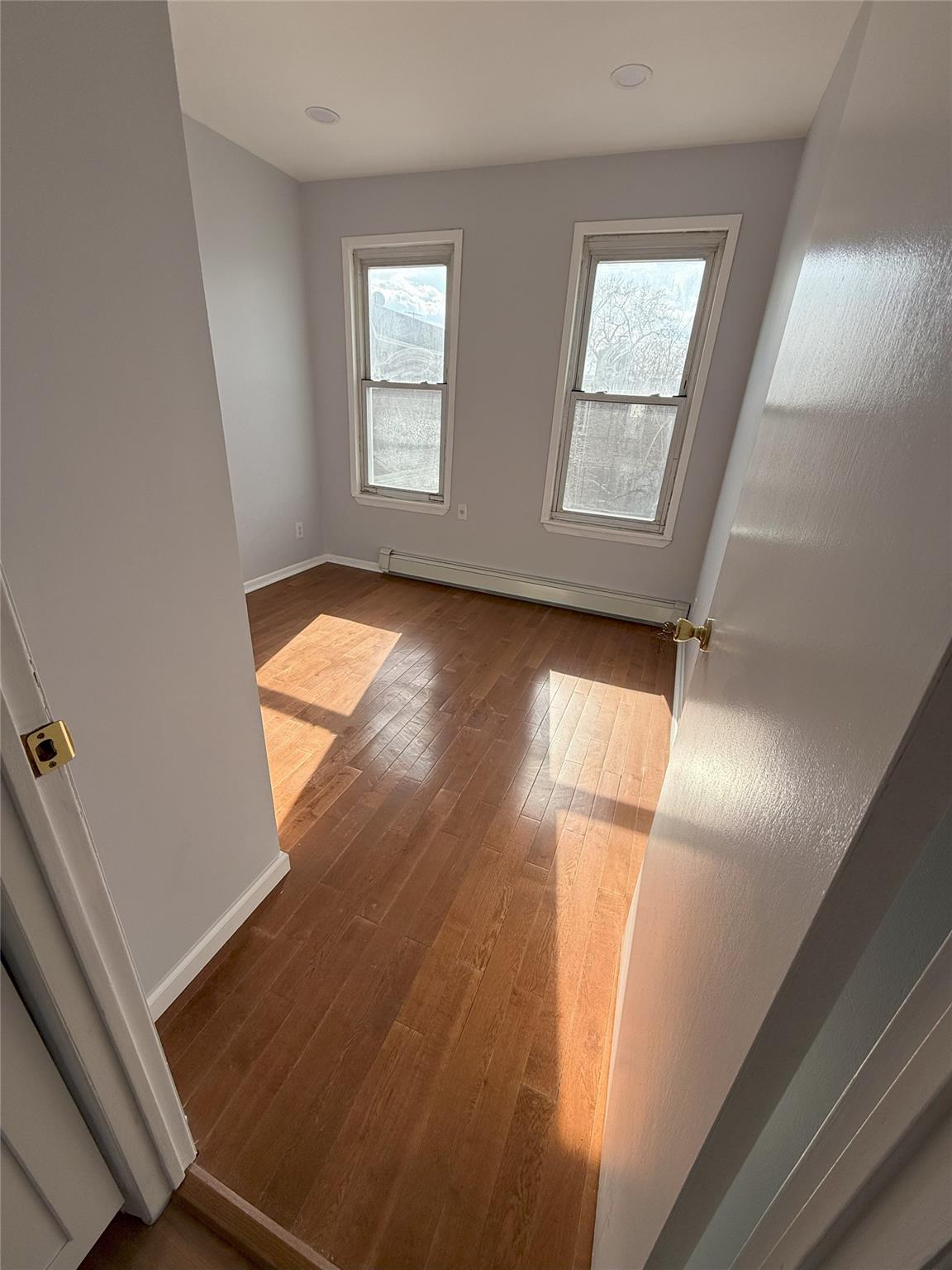 6618 75th Street Property Photo 8