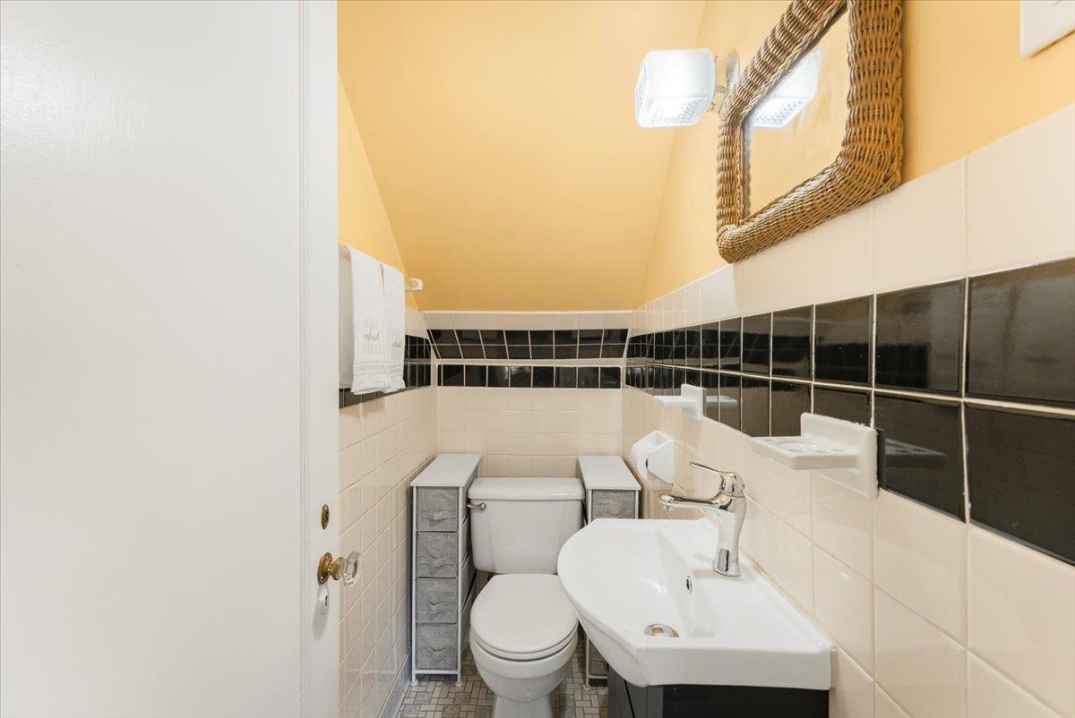 37 Lee Avenue Property Photo 11