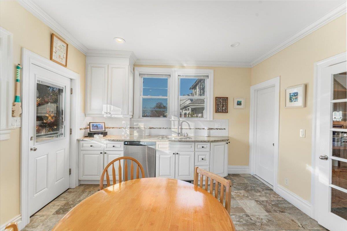 37 Lee Avenue Property Photo 15