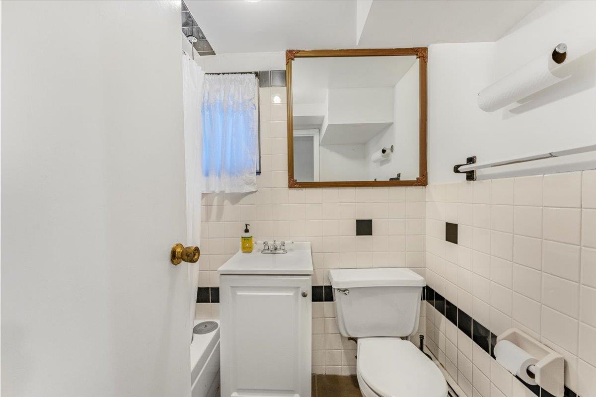 37 Lee Avenue Property Photo 26