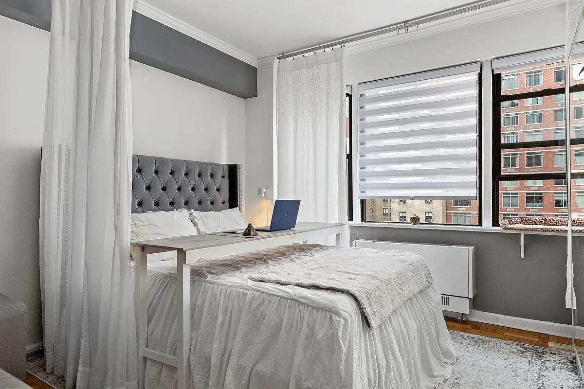 240 46 10E Property Photo 1