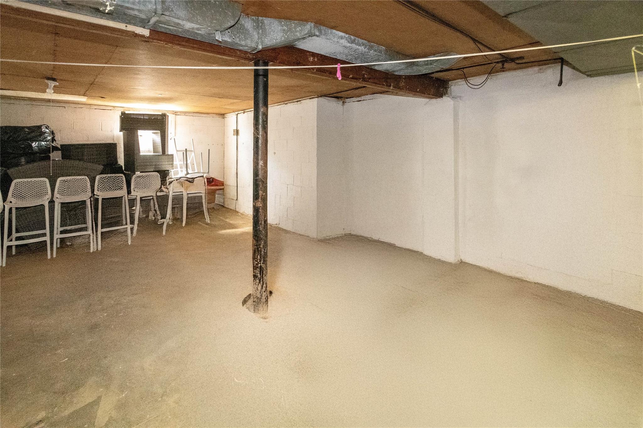 233 Daniher Avenue Property Photo 17