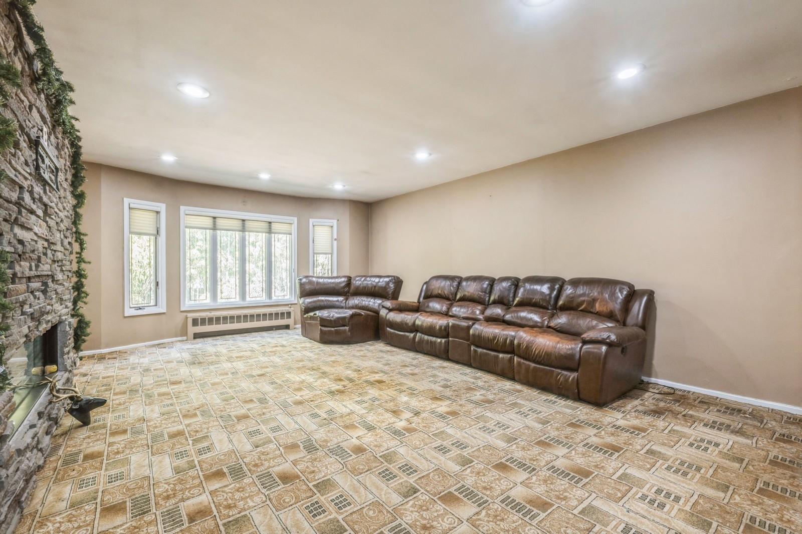 11 Dicks Lane Property Photo 7