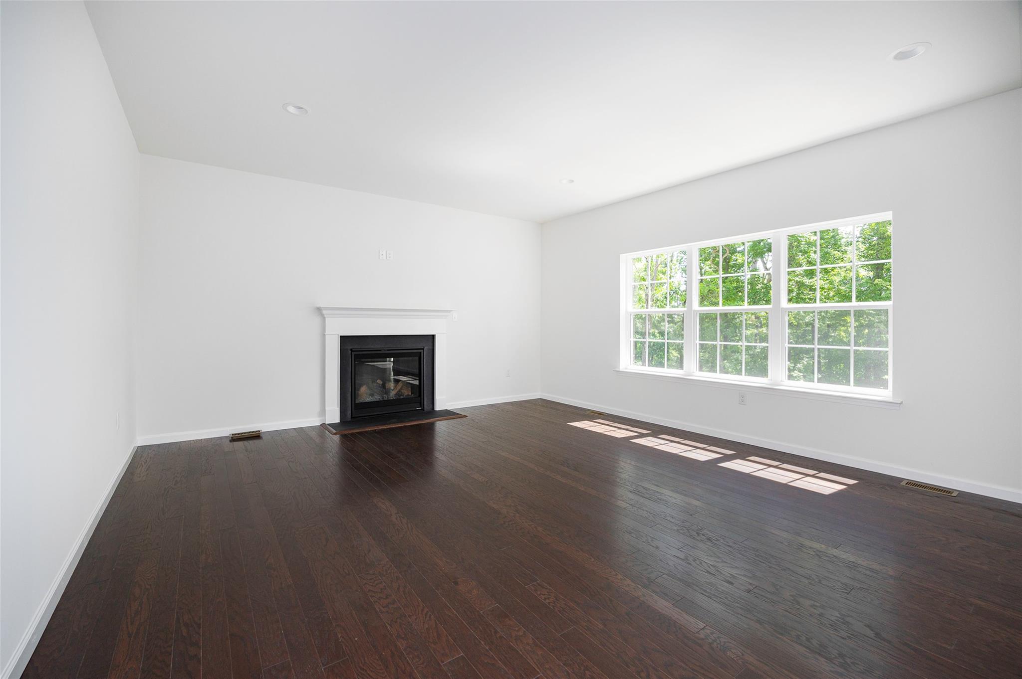 10 Page Court Property Photo 8