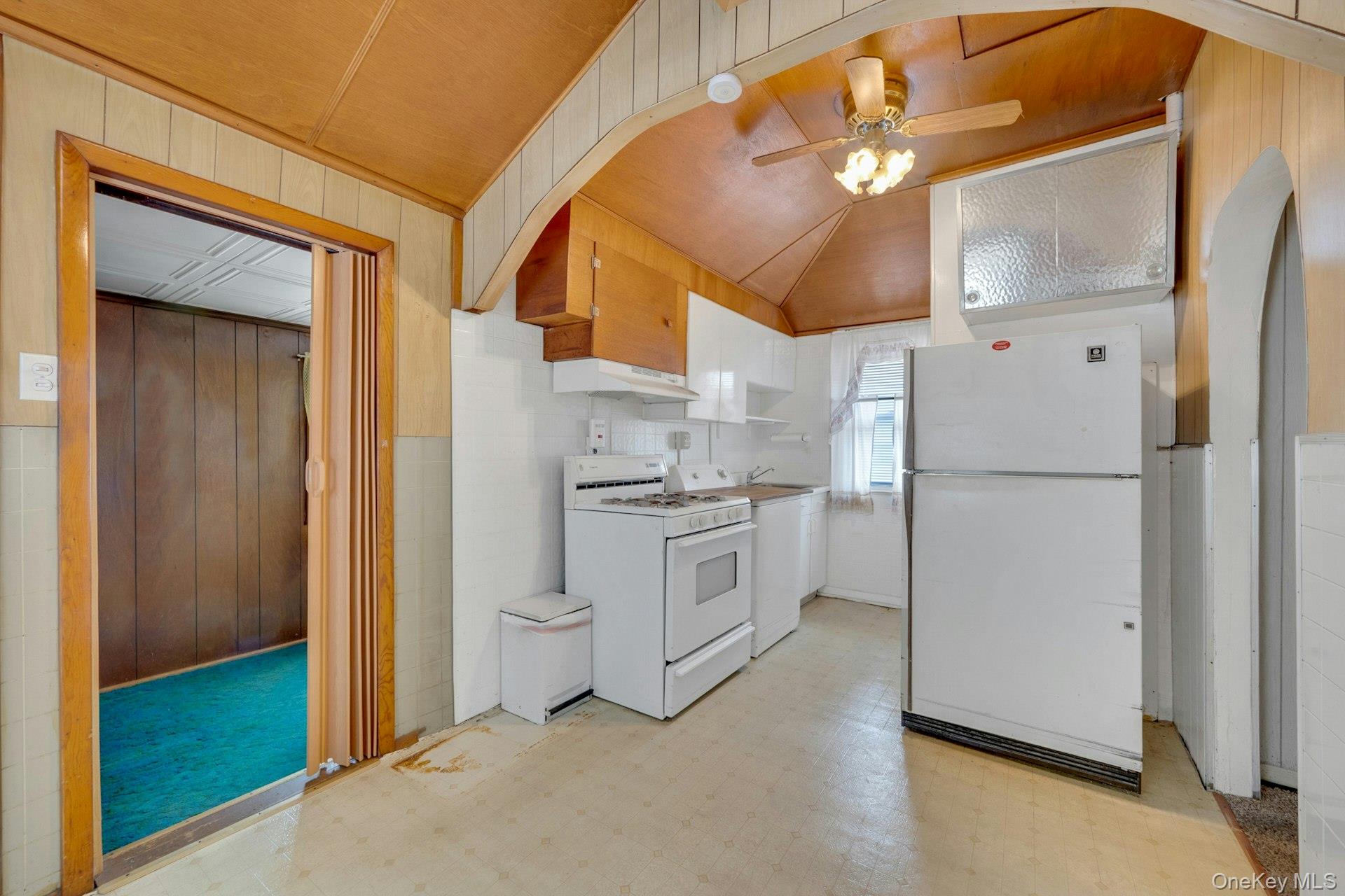 31 Edgewater Park A Property Photo 5