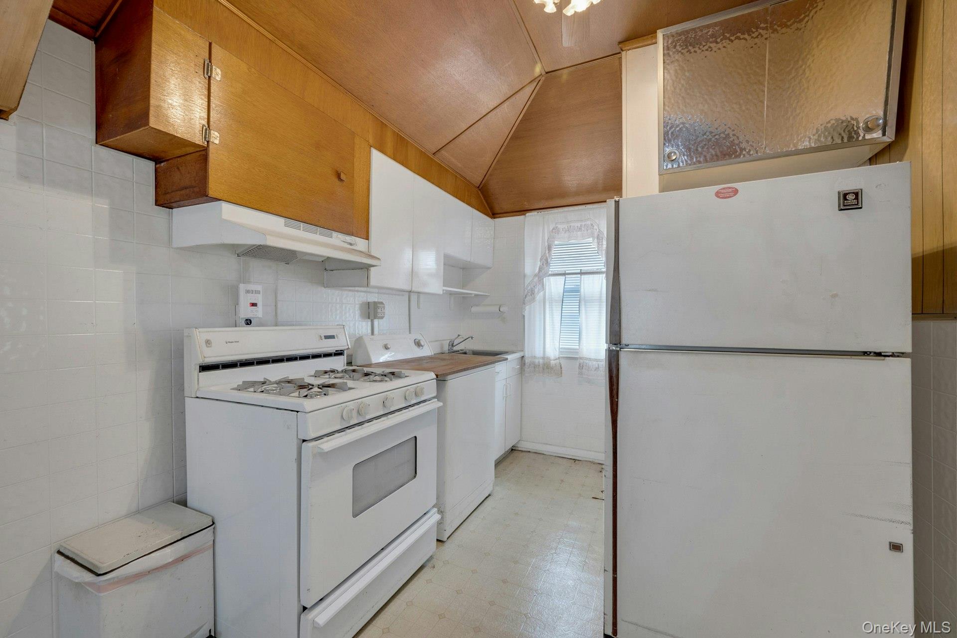 31 Edgewater Park A Property Photo 7