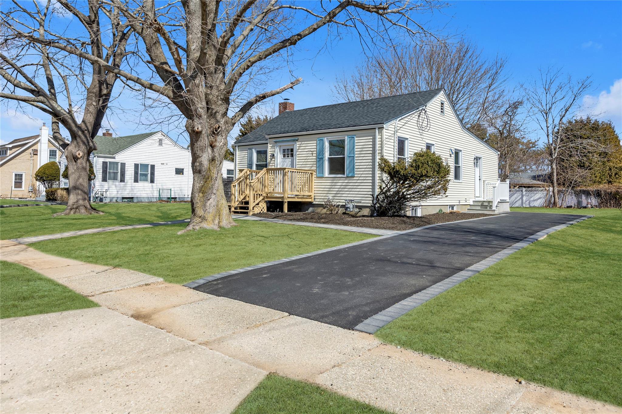 535 Aka 14 Middleton Road Property Photo