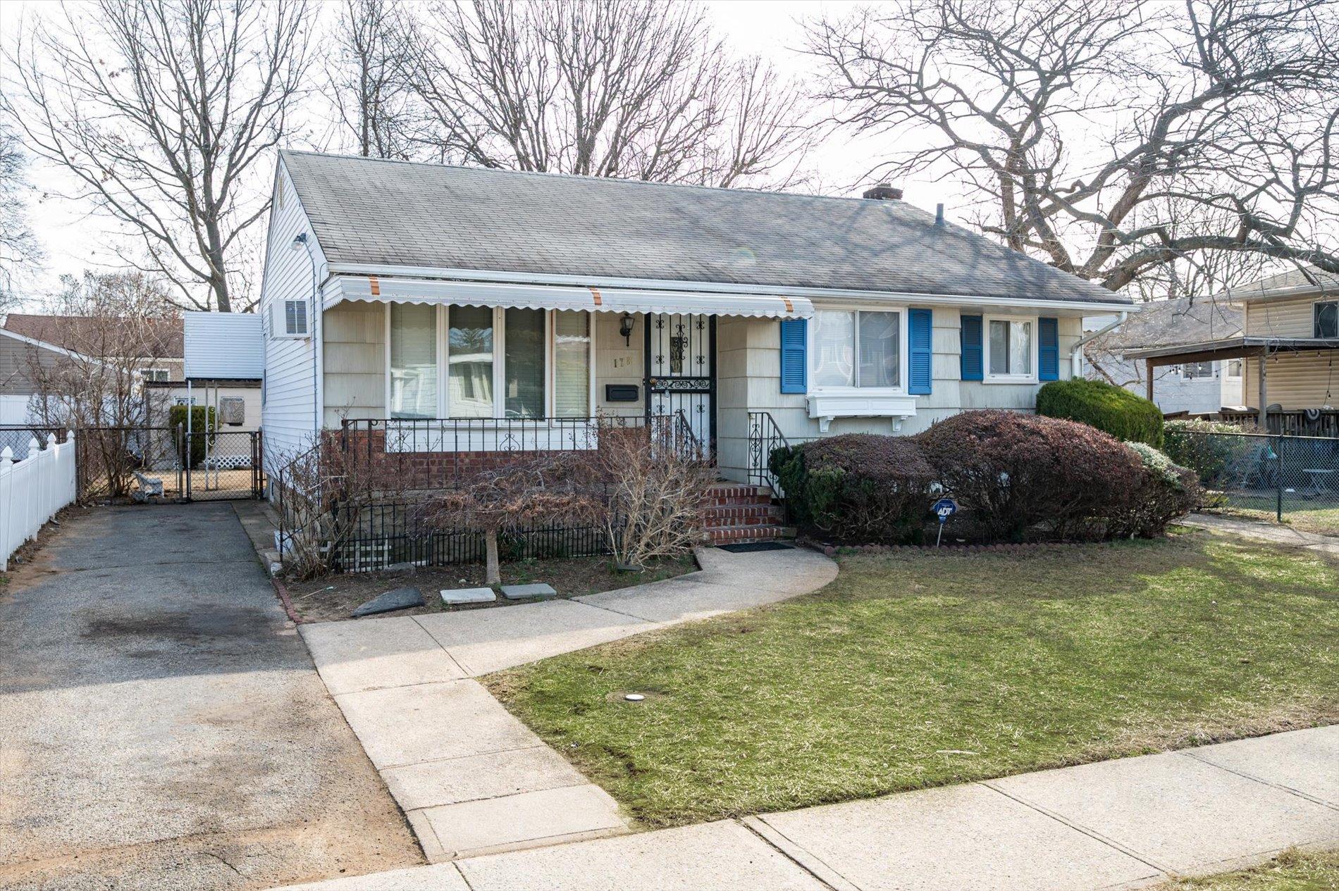 178 Pearl Street Property Photo