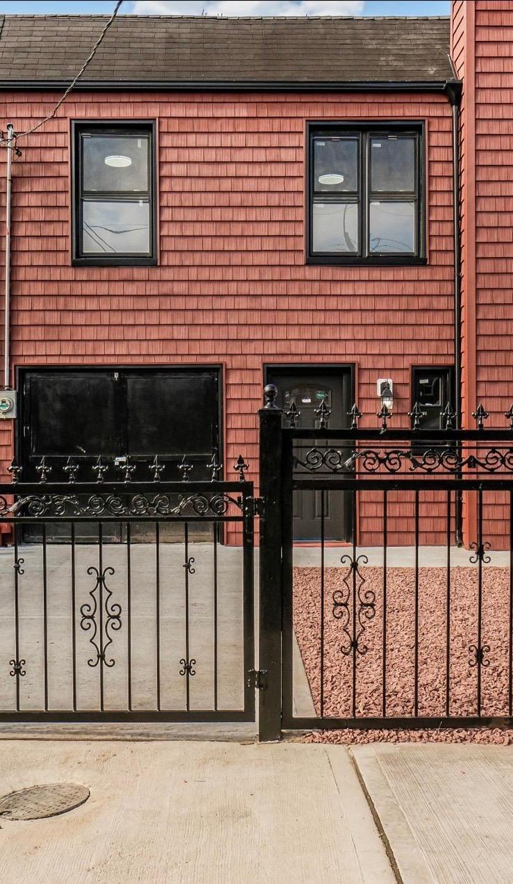 102-20 187 Street Property Photo 1