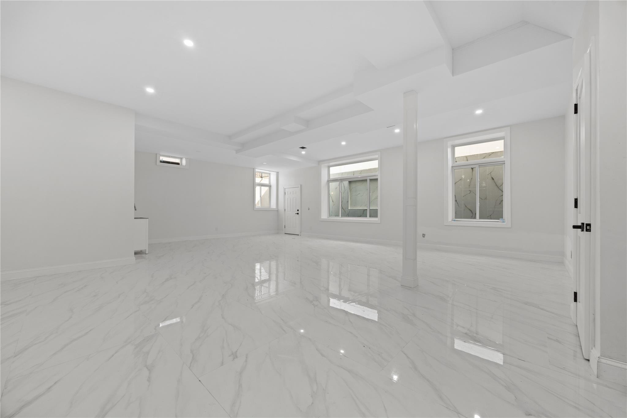 48 Moore Street Property Photo 7