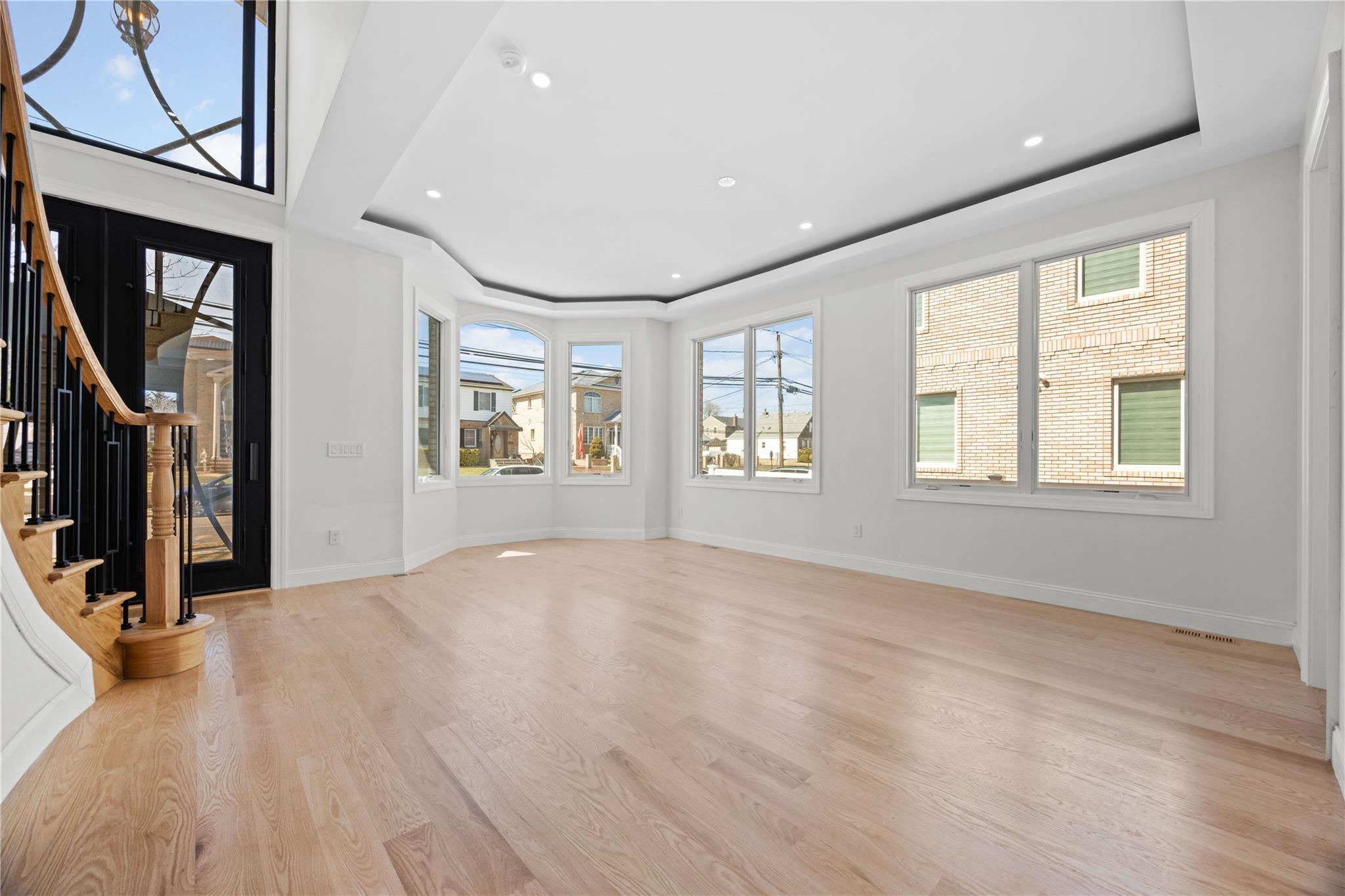 48 Moore Street Property Photo 9