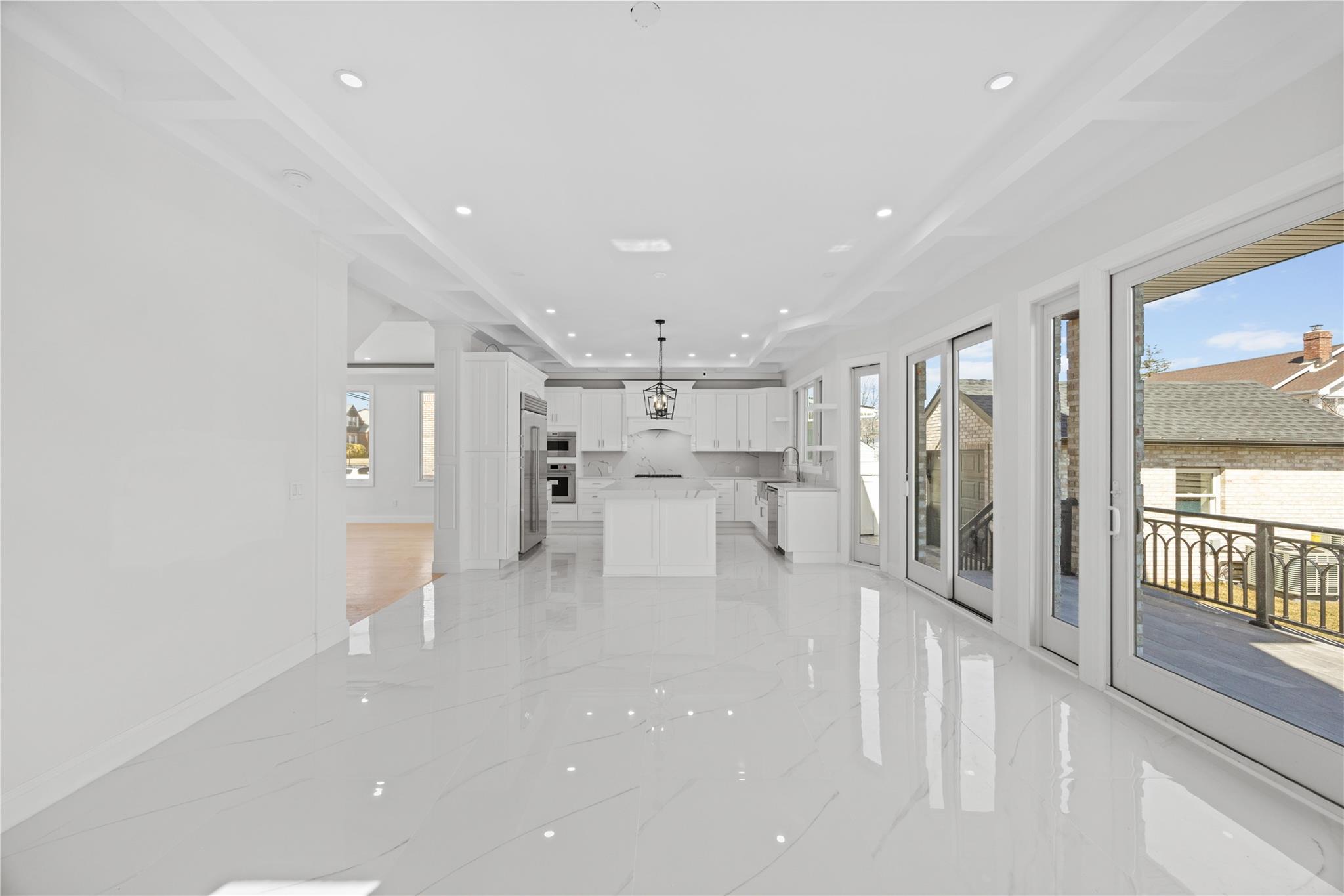 48 Moore Street Property Photo 13