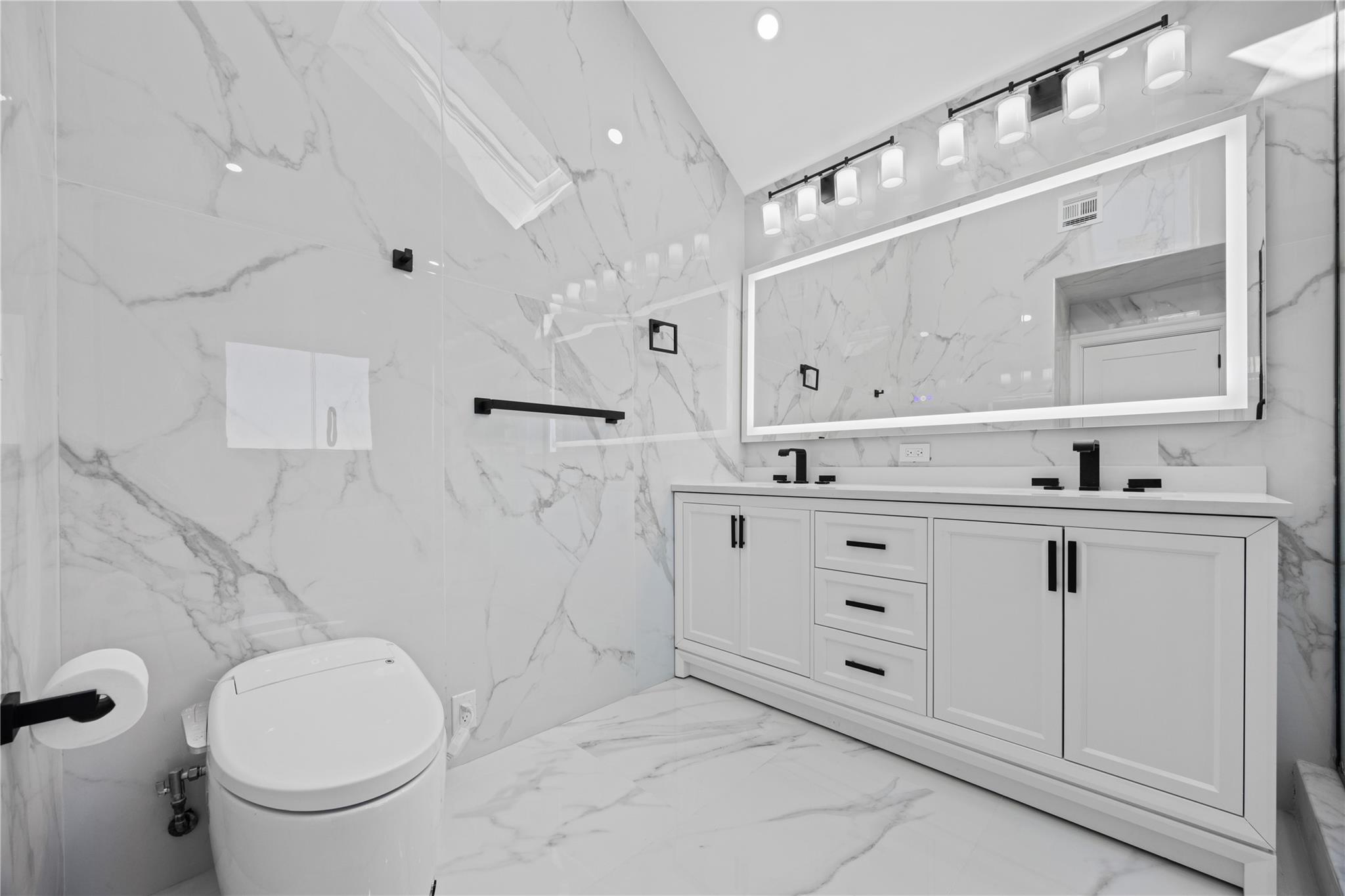 48 Moore Street Property Photo 23