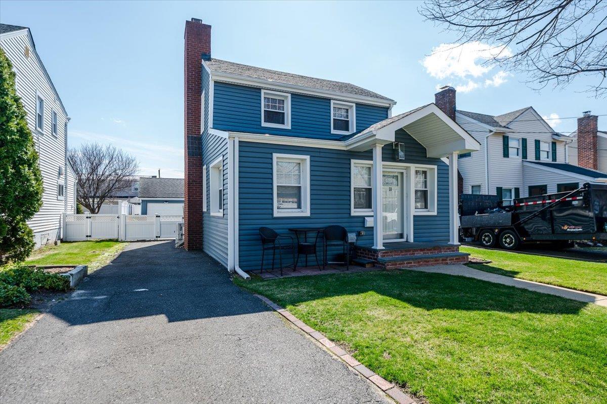 33 Wellfleet Road Property Photo