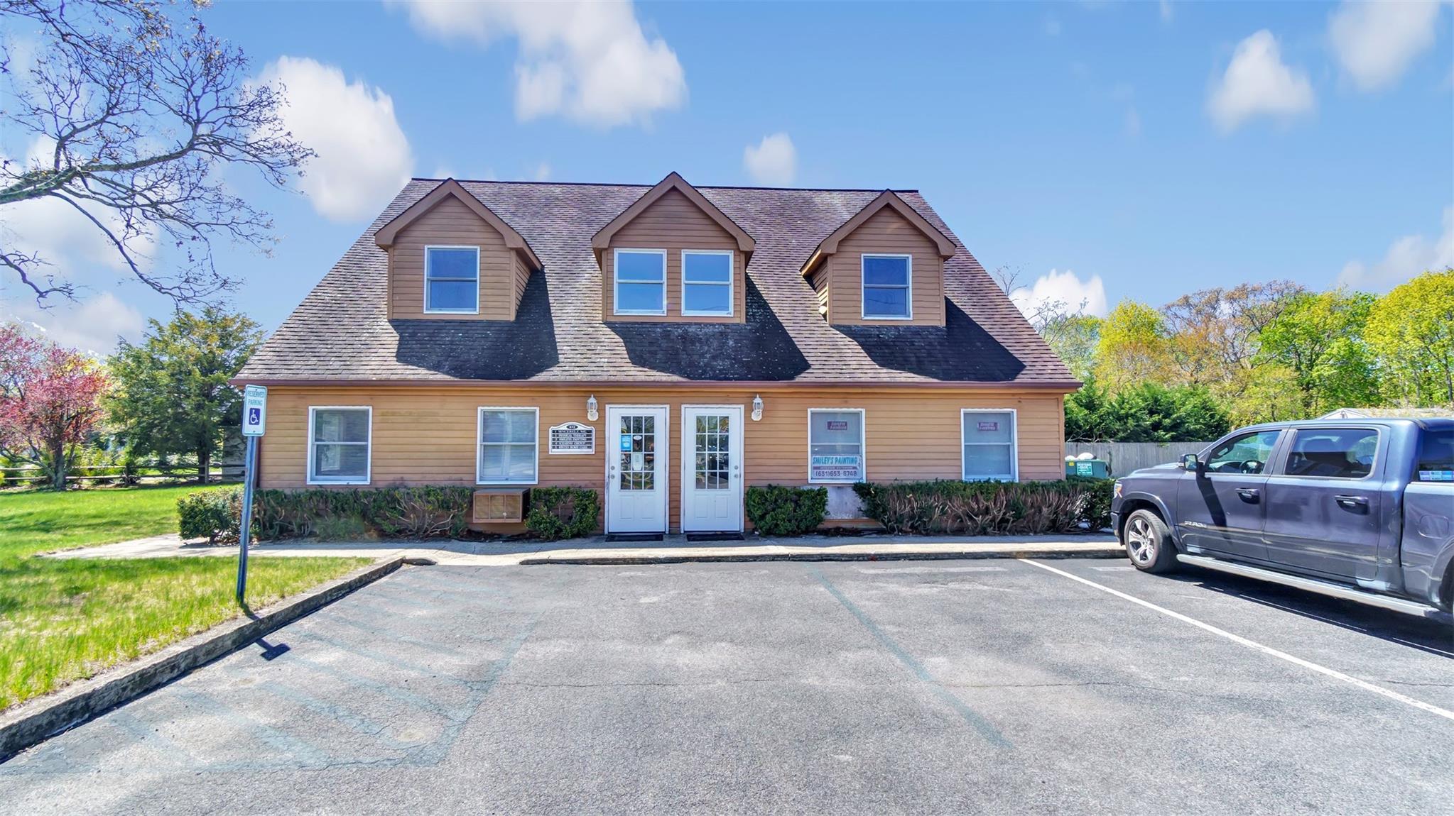 472 Montauk Highway Property Photo