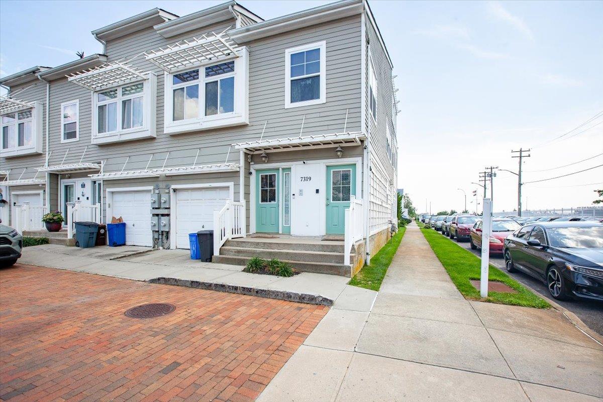 73-19 Arverne Mews Drive Property Photo