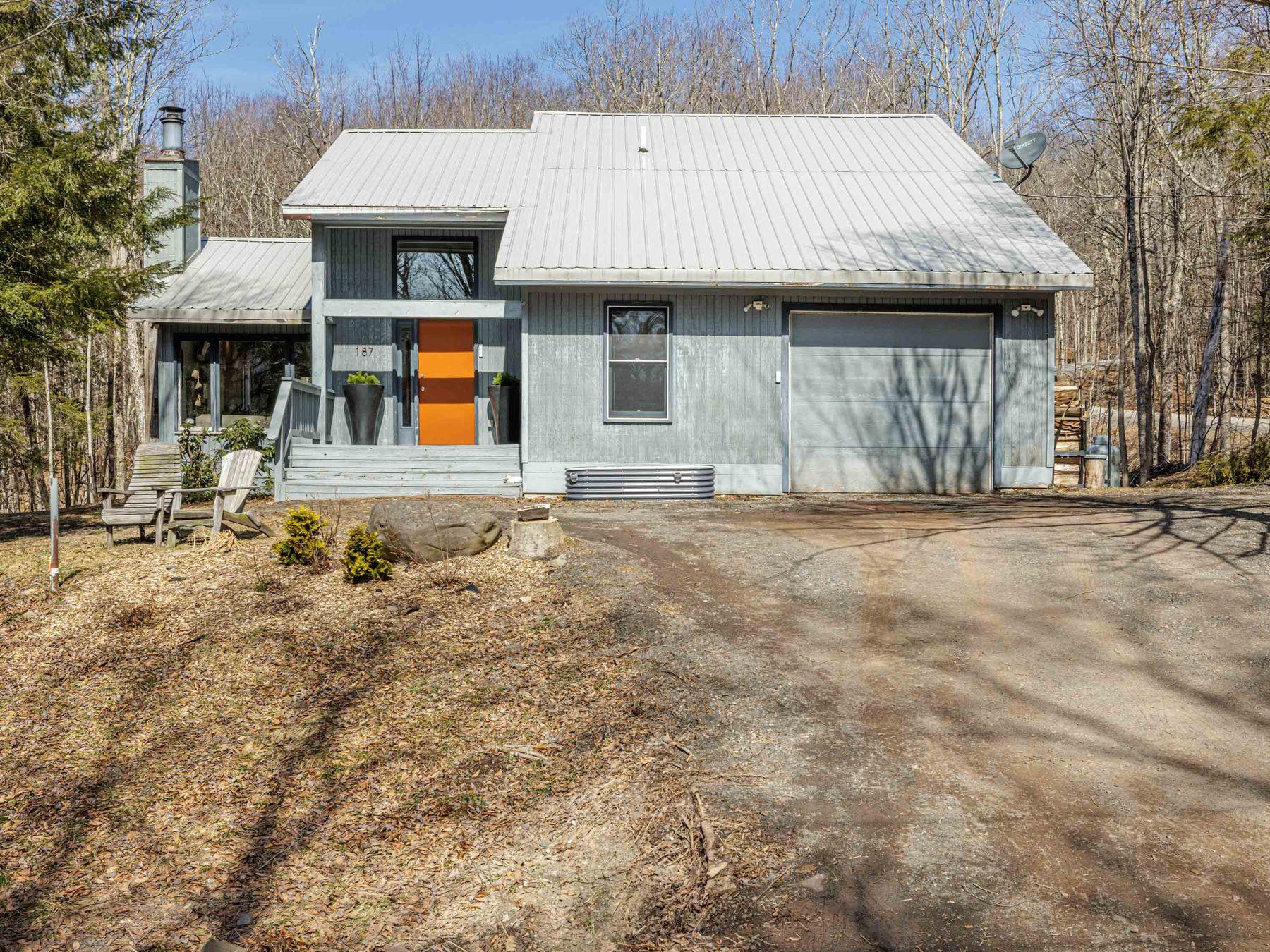 187 Wanatuska Court Property Photo