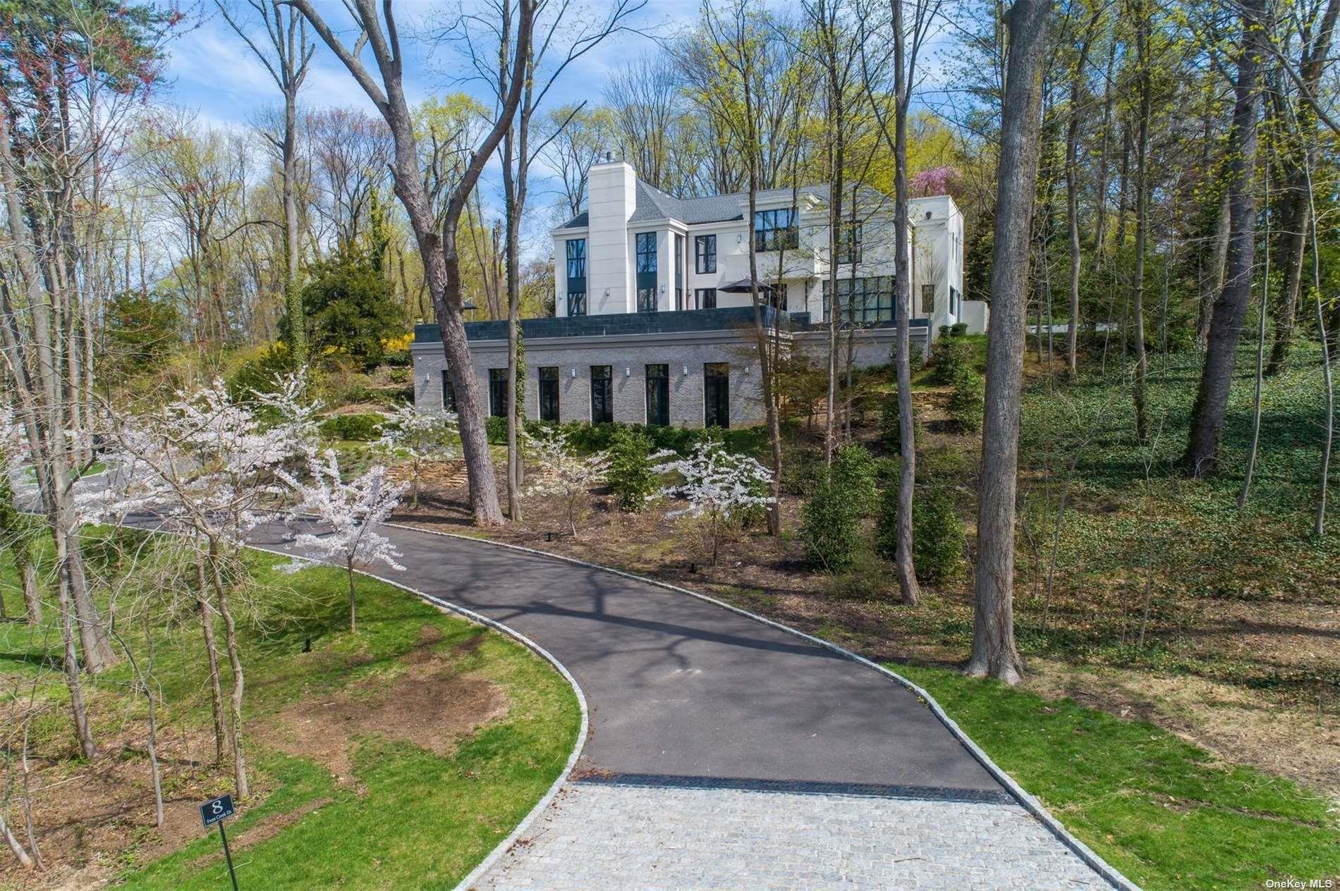 9 Winding Way Property Photo