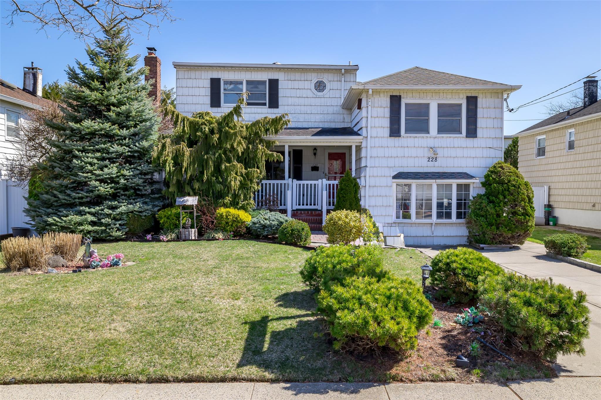 228 Mckinley Avenue Property Photo