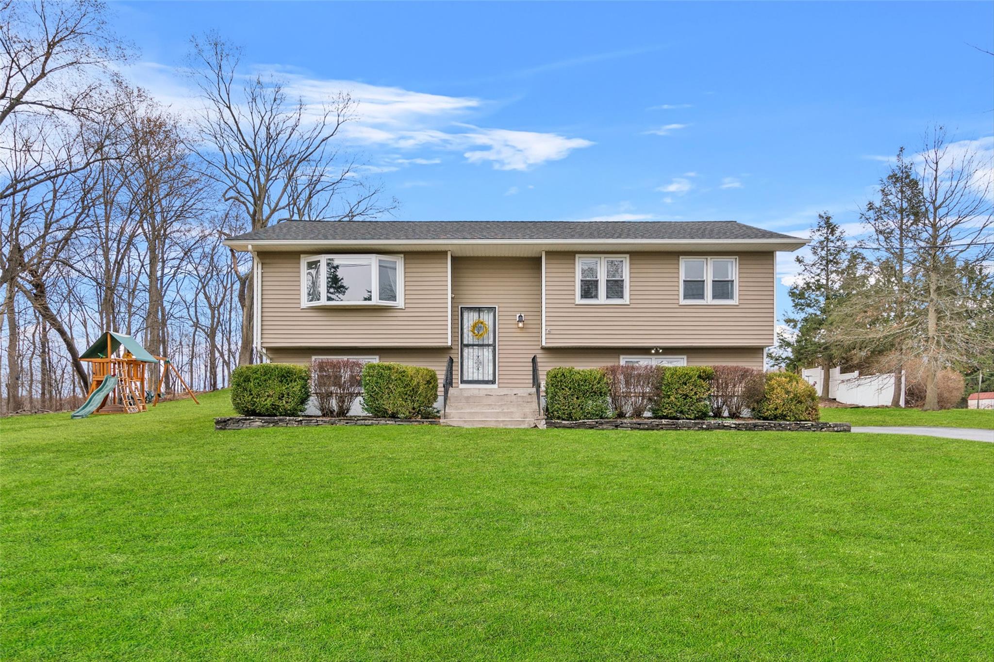 31 Knoell Road Property Photo