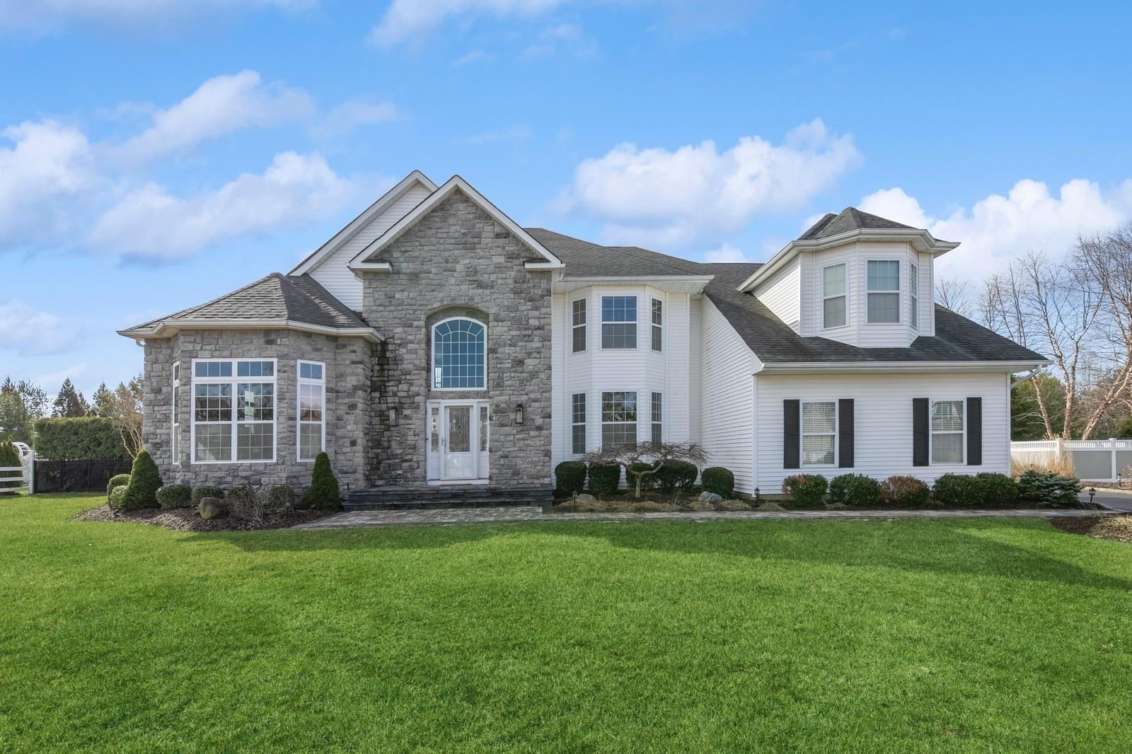 Shoreham Real Estate Listings Main Image