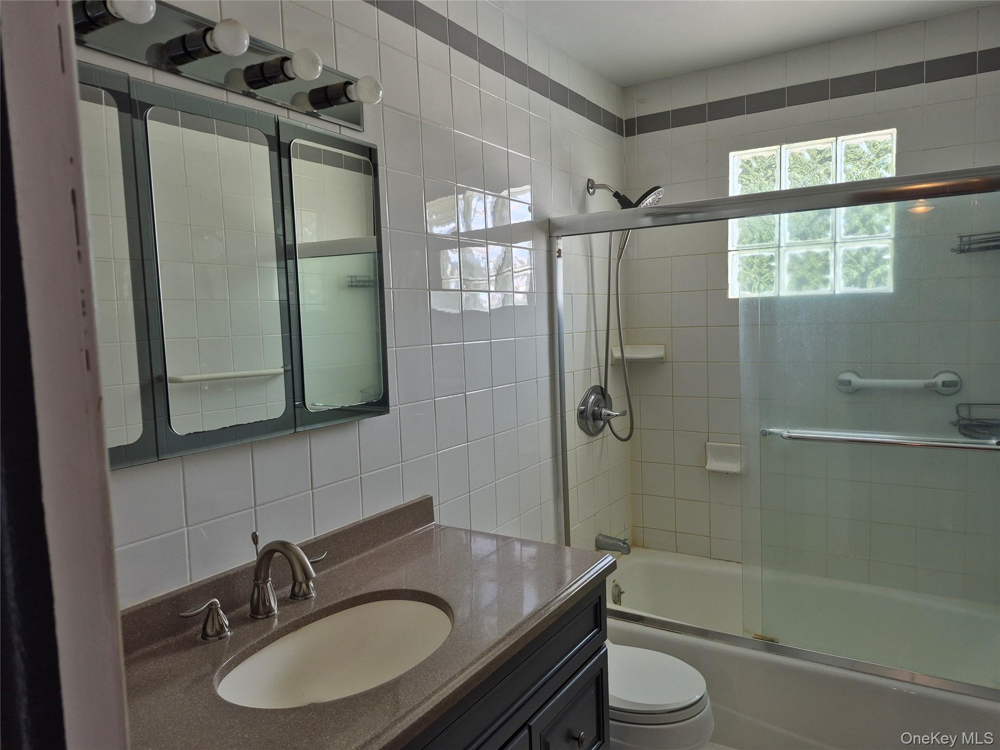 1111 Steele Boulevard Property Photo 14