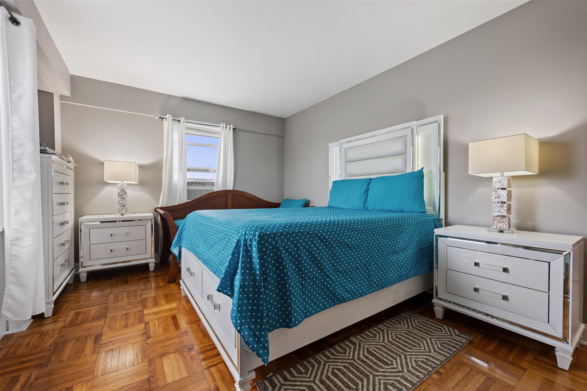3 Fordham Hill Oval 17f Property Photo 14