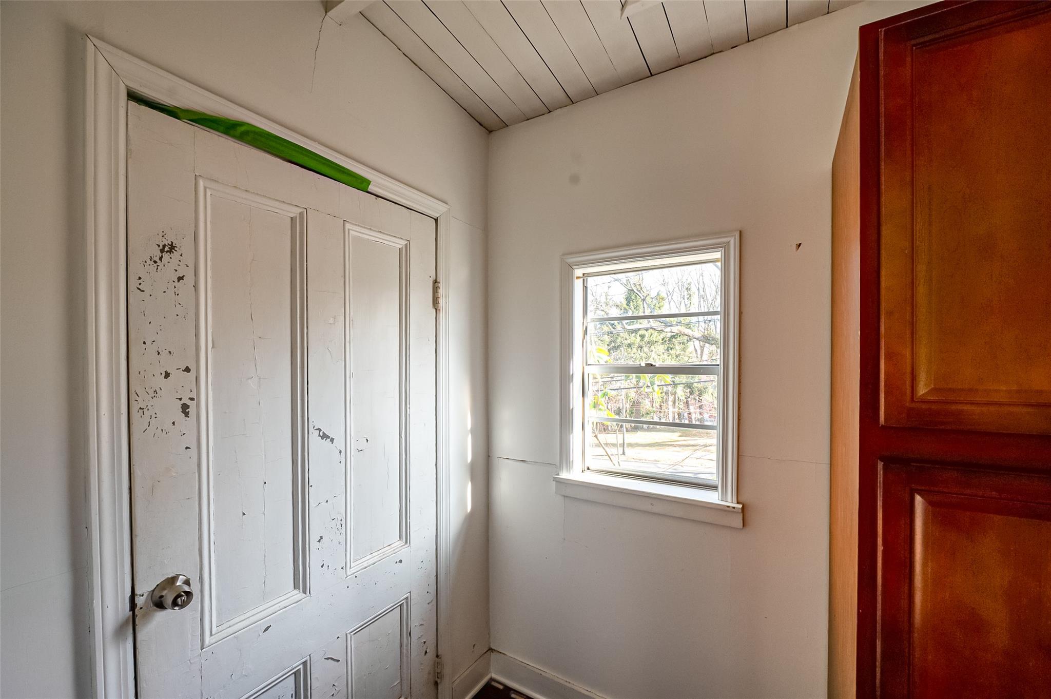 127a Barnum Avenue Property Photo 10