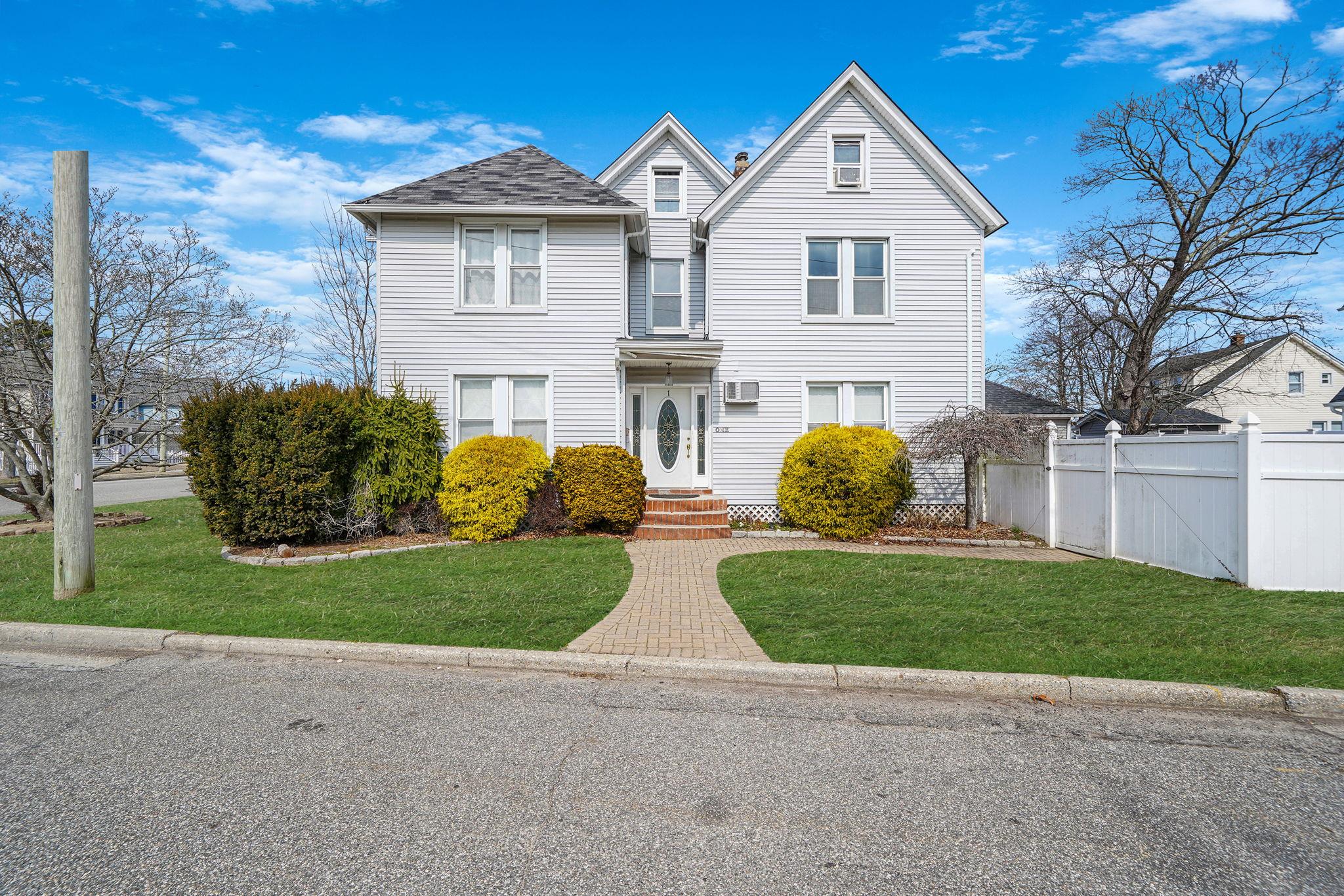 143 Maple Avenue Property Photo