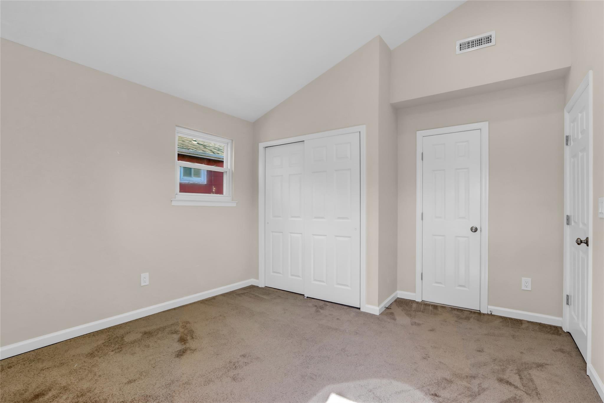 150 Moriches Avenue Property Photo 16