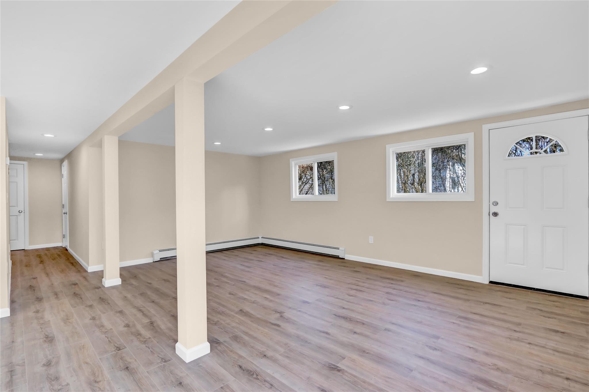 150 Moriches Avenue Property Photo 22