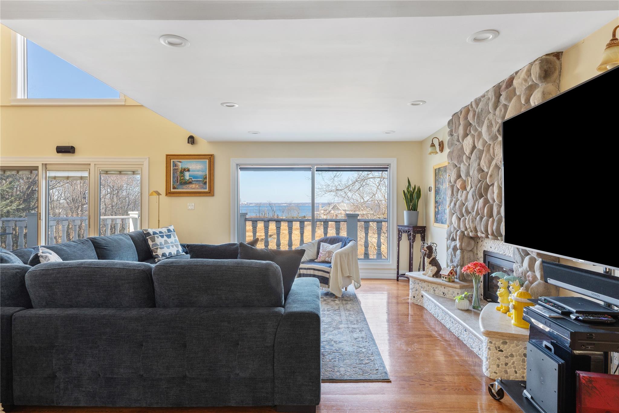 15 Hoffstot Lane Property Photo 12
