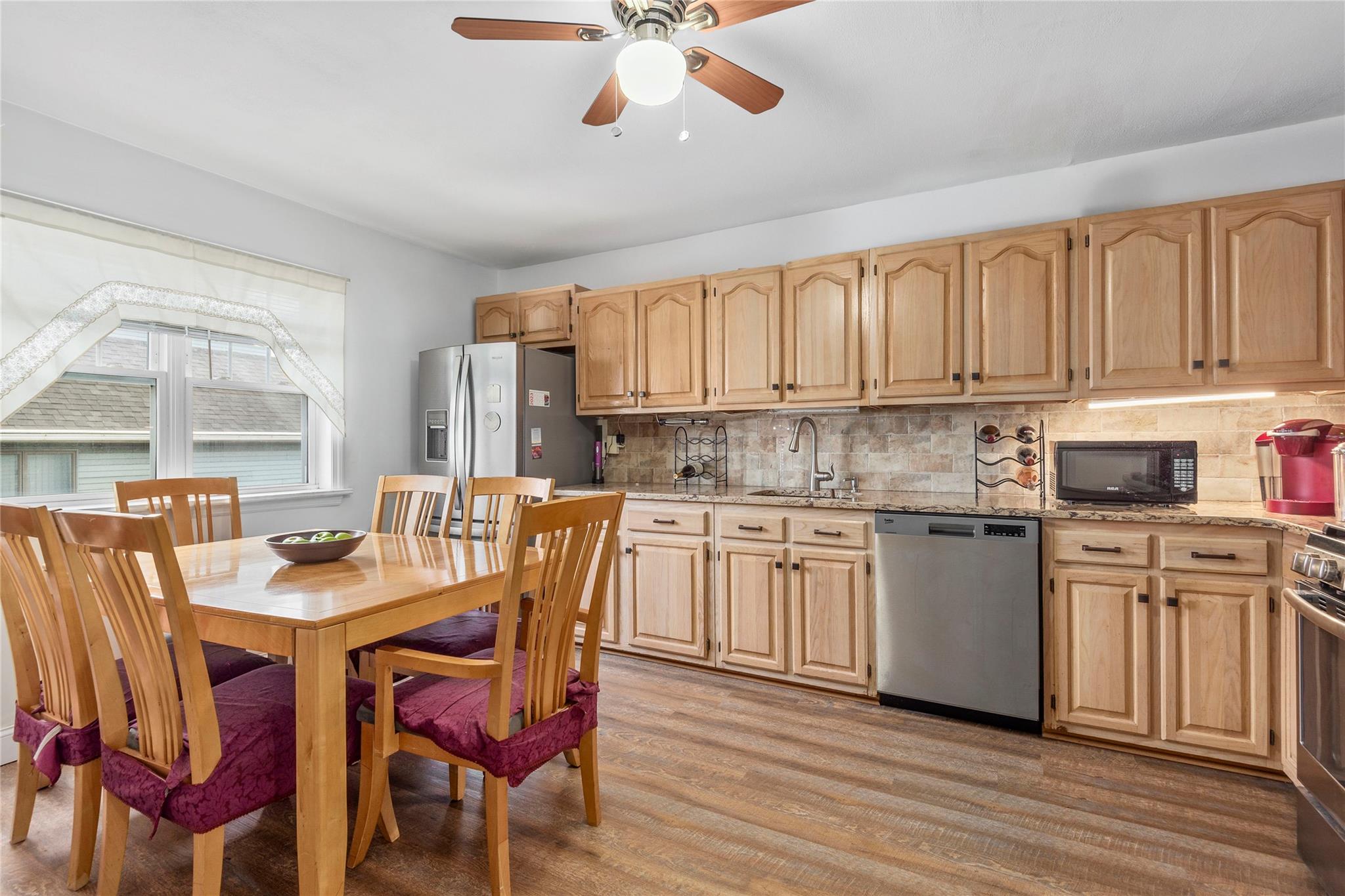 717 Annadale Road Property Photo