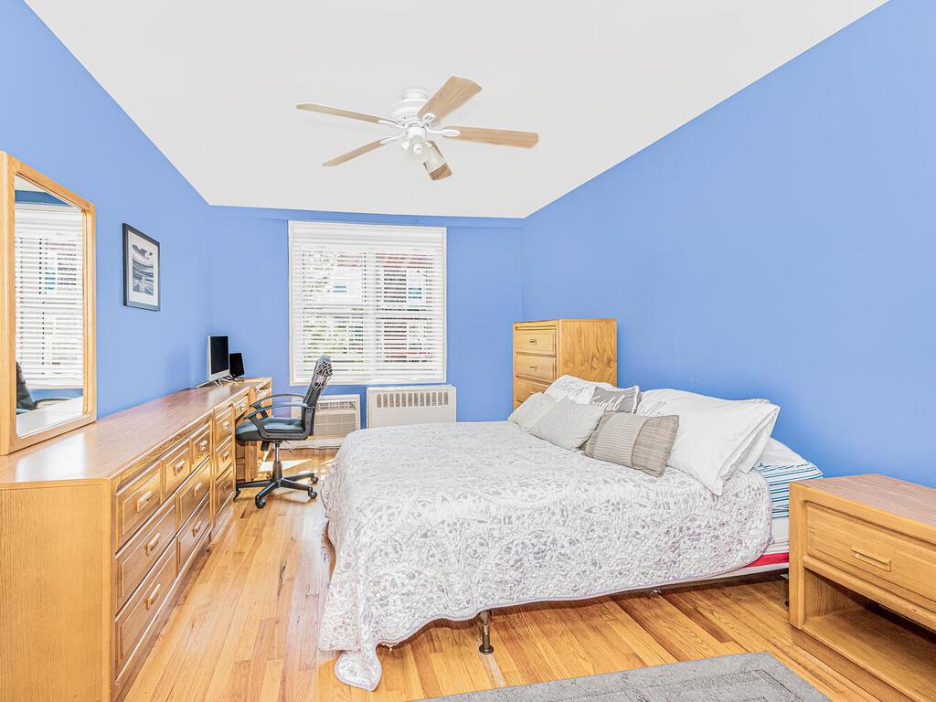 120 De Haven Drive 629 Property Photo 5