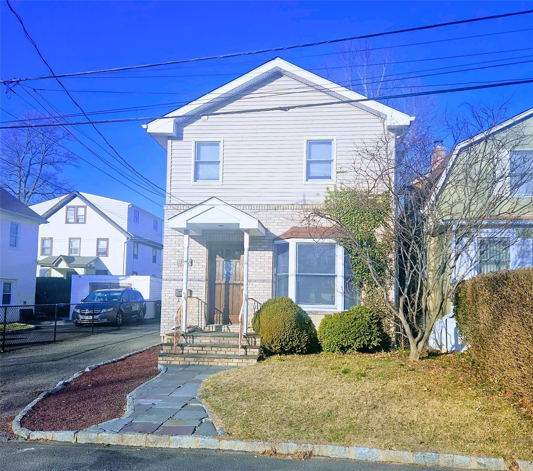 623 Willow Street Property Photo