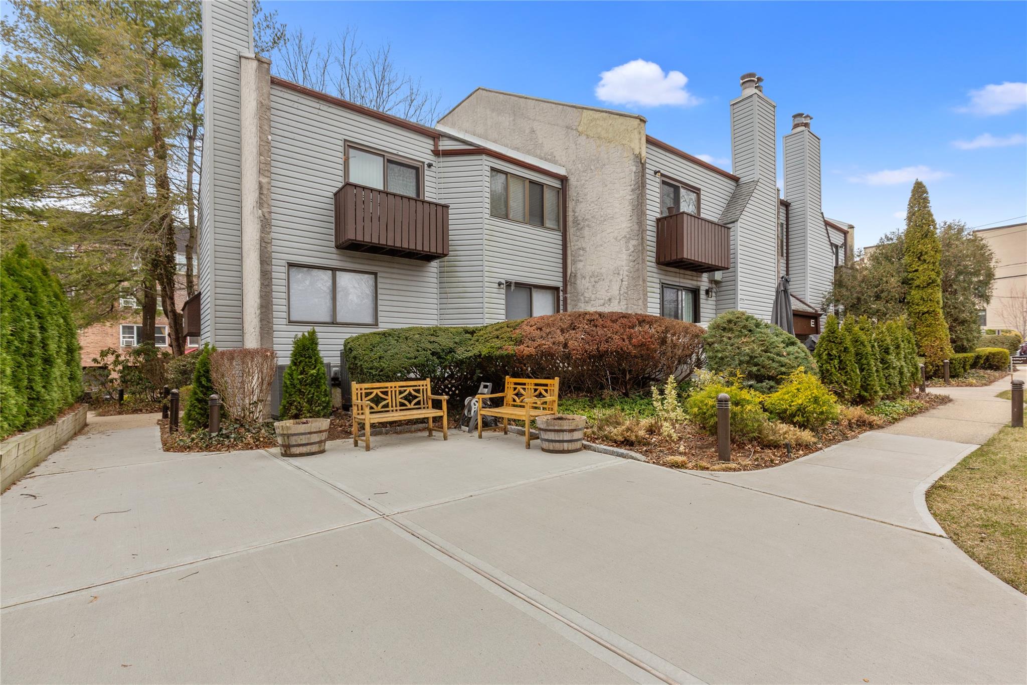 10 Wooleys Lane B-1 Property Photo