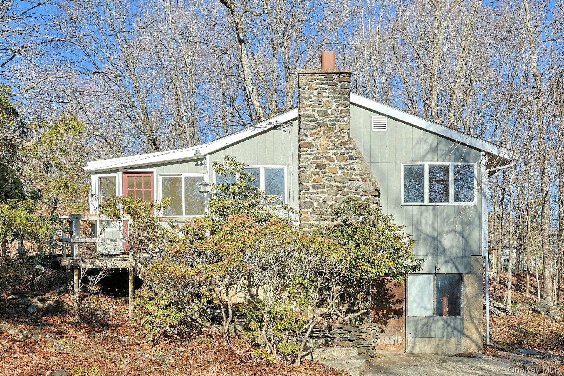 35 Mountain Trail Property Photo 1