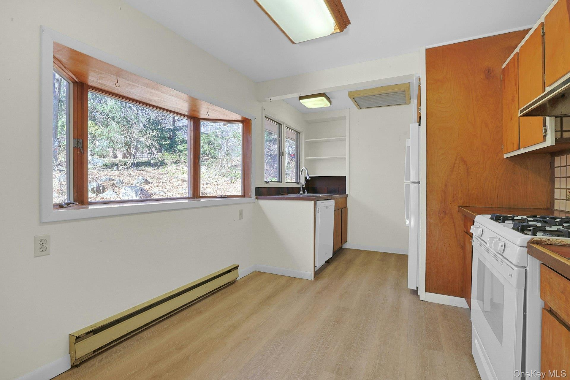 35 Mountain Trail Property Photo 10
