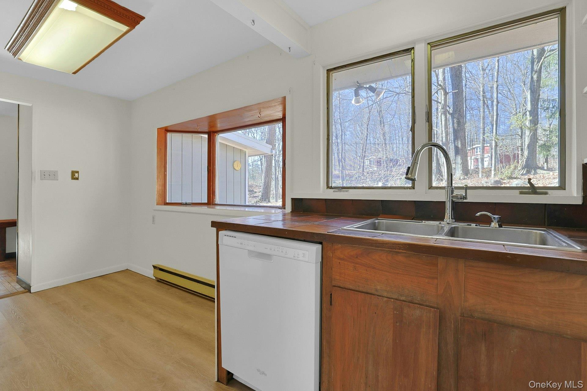 35 Mountain Trail Property Photo 11