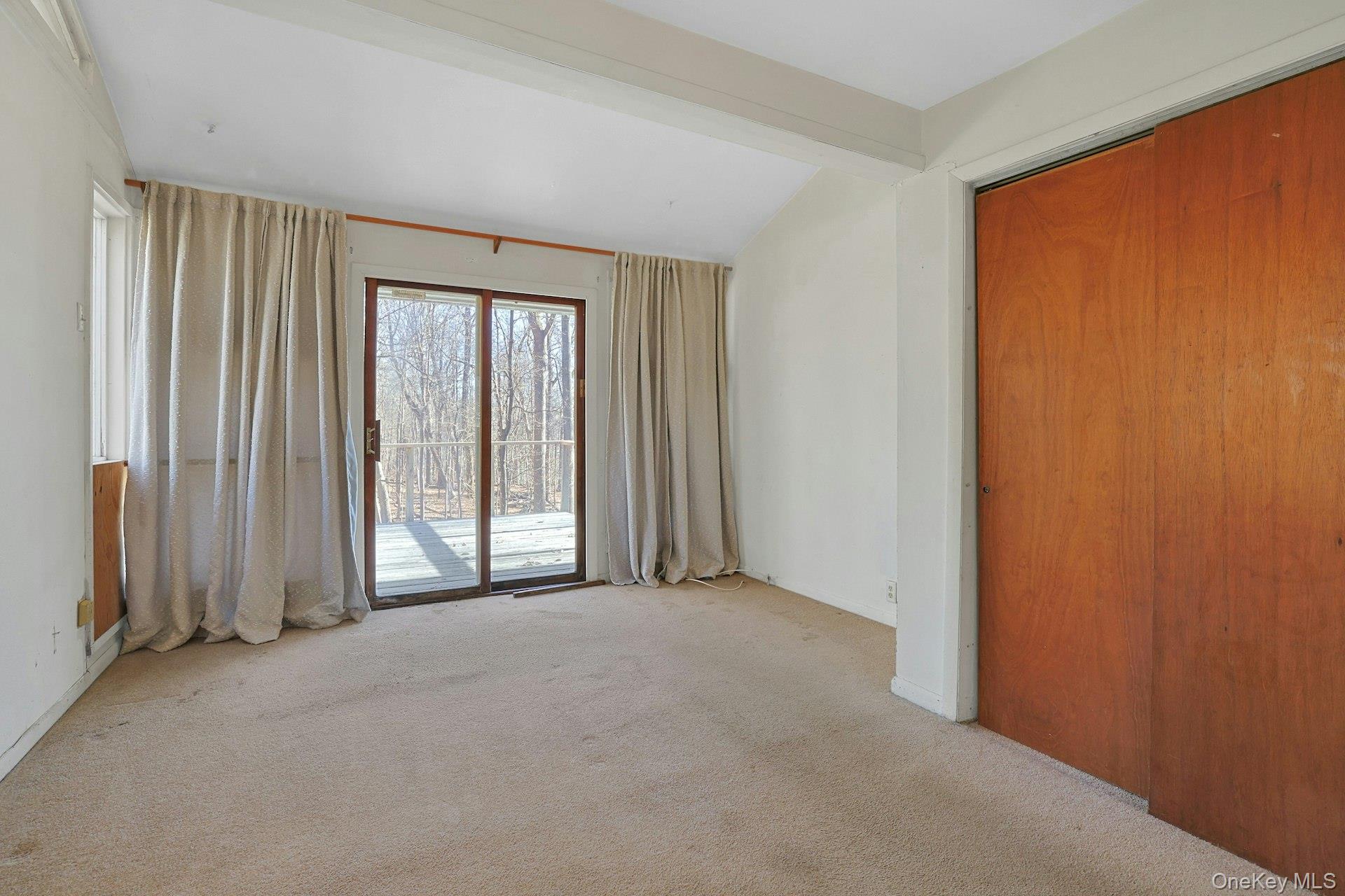 35 Mountain Trail Property Photo 12