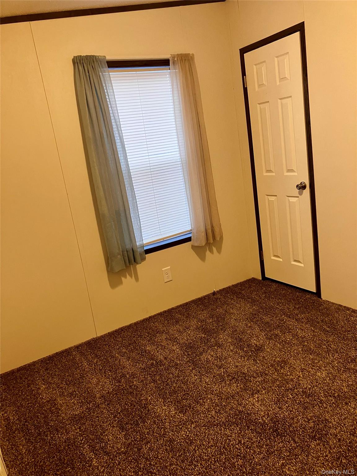 20 Shore Lane Property Photo 13