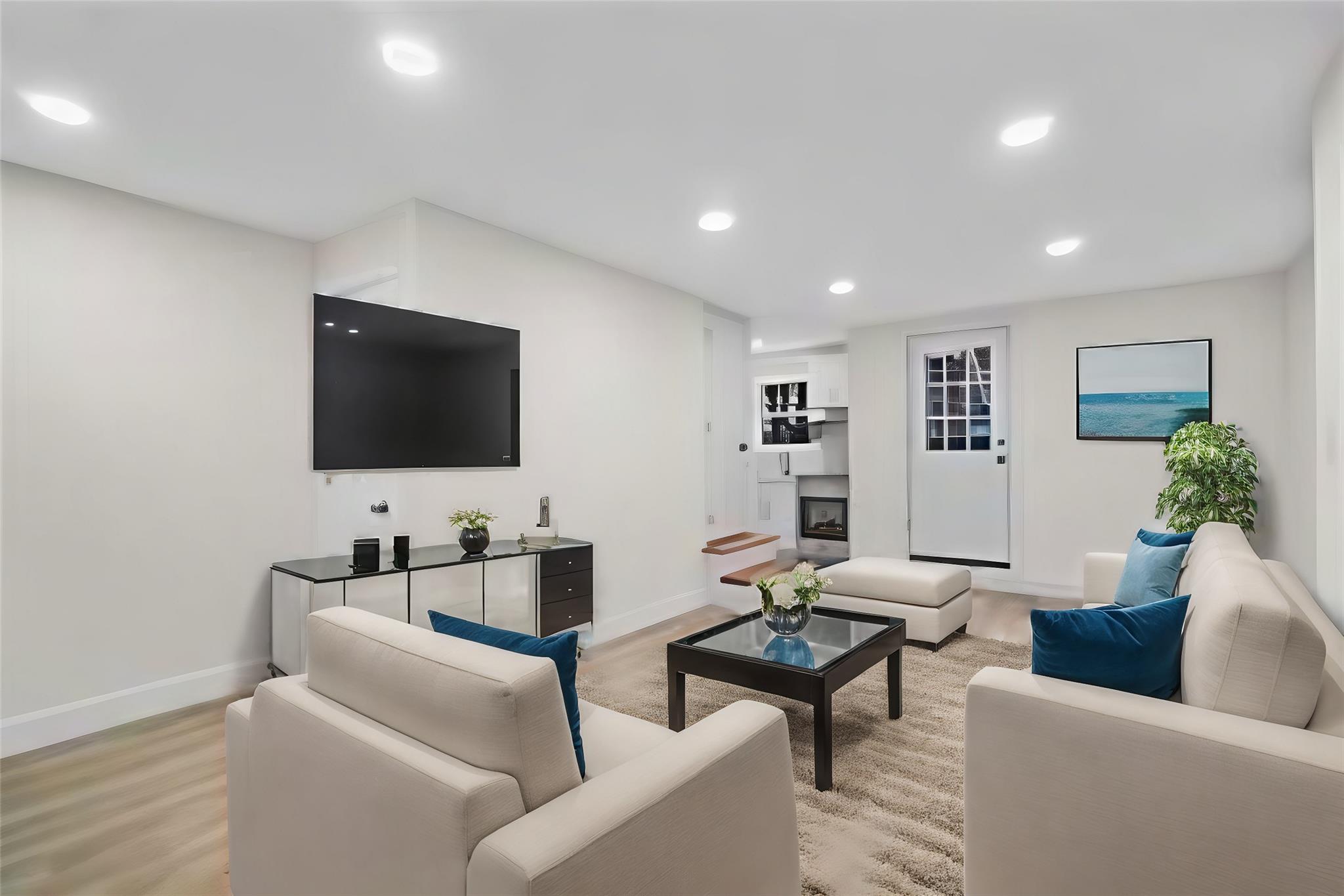 504 Van Nest Property Photo