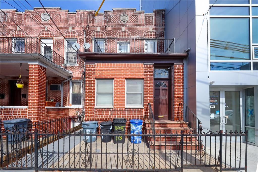 845 53rd Street Property Photo
