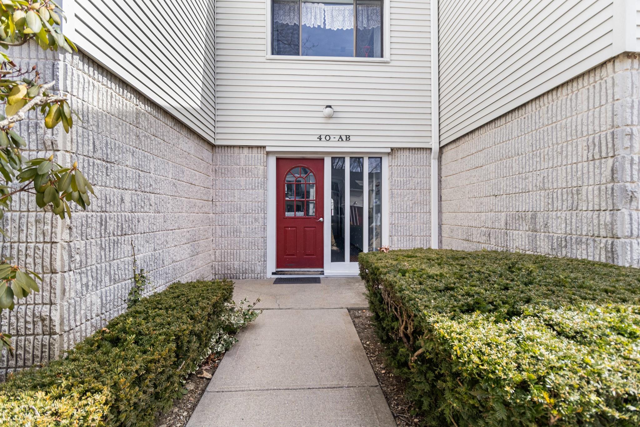 40 Richmond Boulevard 1b Property Photo